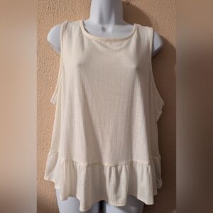 Torrid Top Crop Textured Knit High Neck Ruffle Size 1 ( 1X  14-16) White NWT